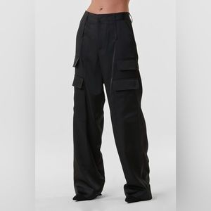 Noli Yoga Satin Milan Black Wide Leg Cargo Pants Pockets New 2 Trousers NWT tags